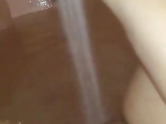 Amateur, POV, Shower